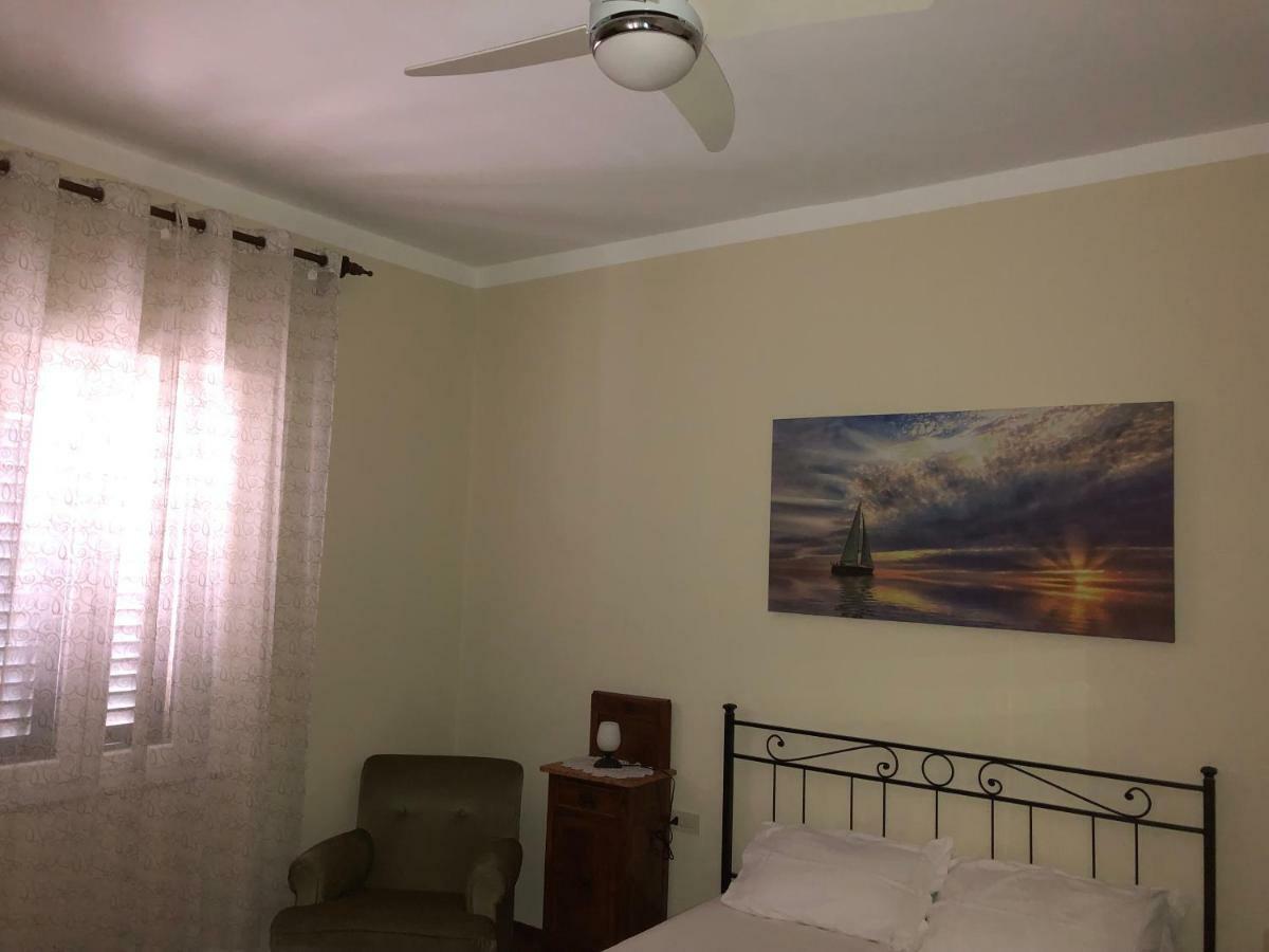 Casa Vacanza Ilia 페시아 외부 사진
