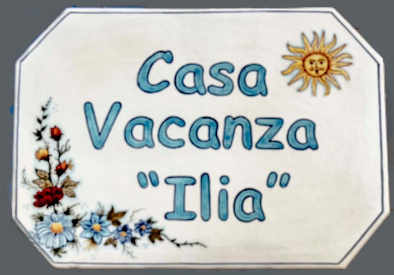 Casa Vacanza Ilia 페시아 외부 사진